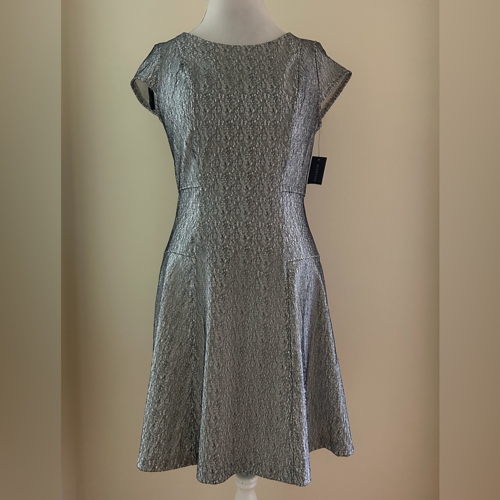 BRAND NEW W/ TAGS Pretty Dress w/ Lace like overlay